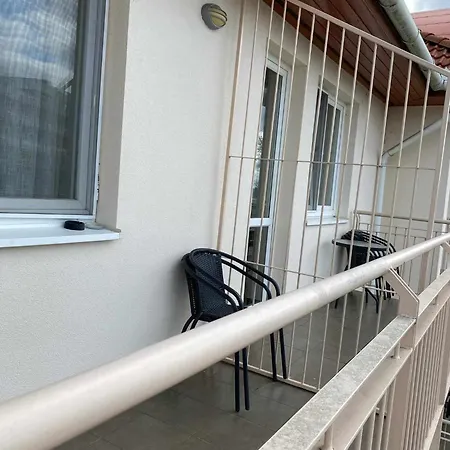 ホームステイ Luxory &